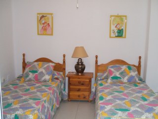 2 dormitorio de este apartamento de Matalascaas